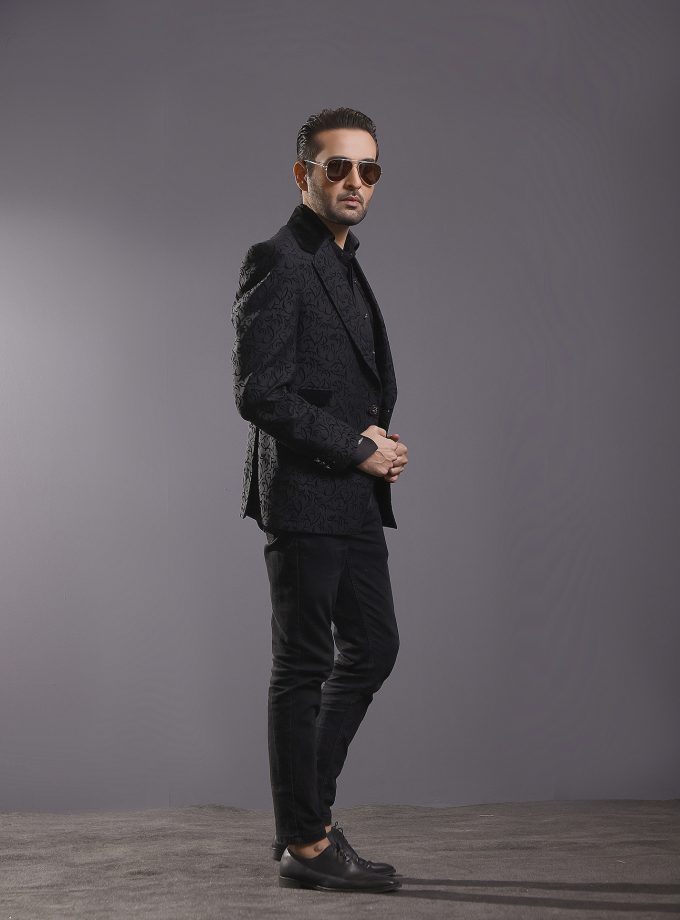 ITALIAN AFFAIR- Italian fabric coat with velvet detailings