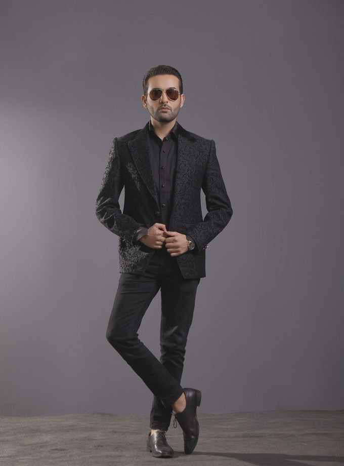 ITALIAN AFFAIR- Italian fabric coat with velvet detailings